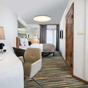 4* Hotell Leonardo Boutique Center